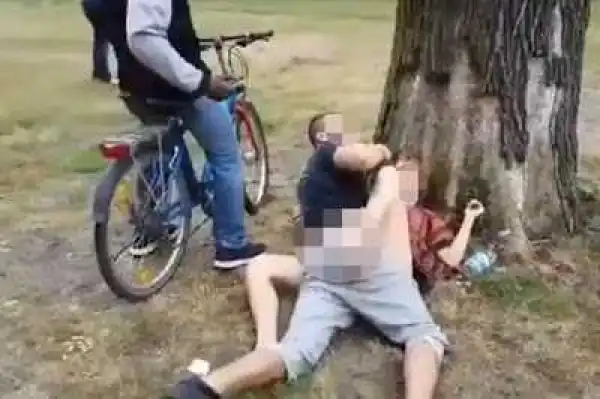 Photos: Couple Spotted Having S*x In Public Park In Broad Daylight